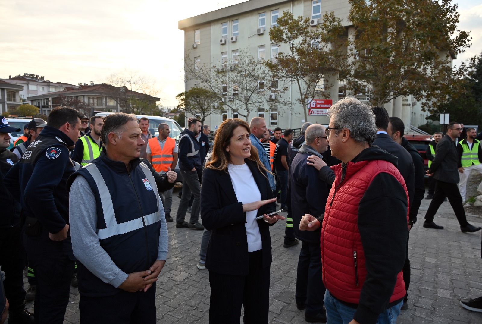 “BELEDİYEM MAHALLEMDE” PROJESİ ADNAN MENDERES MAHALLESİ’NDE BAŞLADI