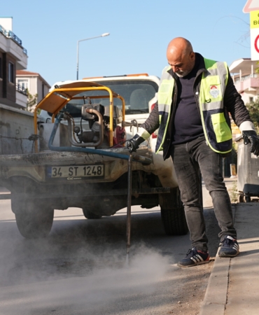 KANALİZASYONLARDA SICAK SİSLEME ÇALIŞMALARI SÜRÜYOR