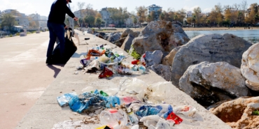 KAYALIKLARDAN ÇIKAN ATIKLAR PES DEDİRTTİ