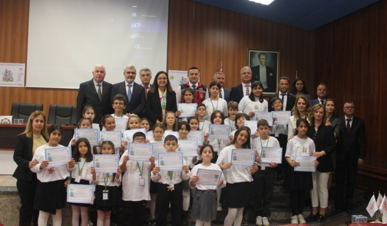 Lider Çocuk Tarım Kampı Yalova’da Tamamlandı: Geleceğin Tarım Liderleri Sertifikalarını Aldı