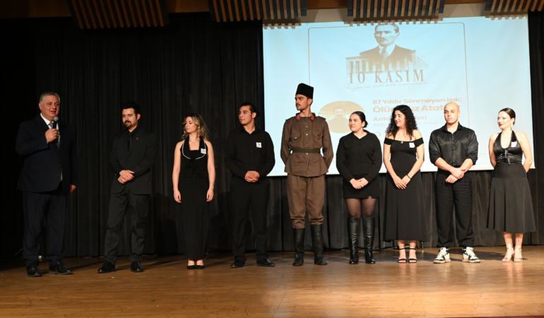 YALOVA’DA 10 KASIM ATATÜRK PROGRAMLARIYLA DOLU DOLU GEÇTİ