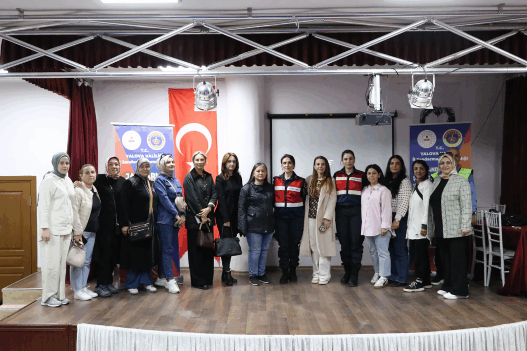 ÇİFTLİKKÖY’DE UYUŞTURUCUYLA MÜCADELE SEMİNERİ YAPILDI