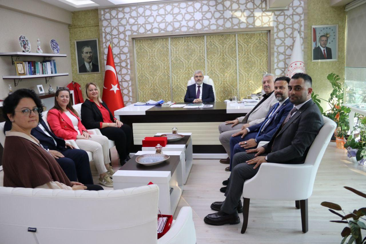 Yalova’da “Okulumda Kan’panya Var” Kampanyasına Büyük Destek: 1 Yalova’da “Okulumda Kan’panya Var” Kampanyasına Büyük Destek: