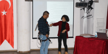 ÇİFTLİKKÖY’DE YÜKSEKTE GÜVENLİ ÇALIŞMA EĞİTİMİ VERİLDİ