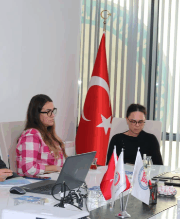 ROMAN VATANDAŞLARIN YAŞAM KOŞULLARININ İYİLEŞTİRİLMESİ İÇİN YALOVA’DA KOORDİNASYON TOPLANTISI YAPILDI