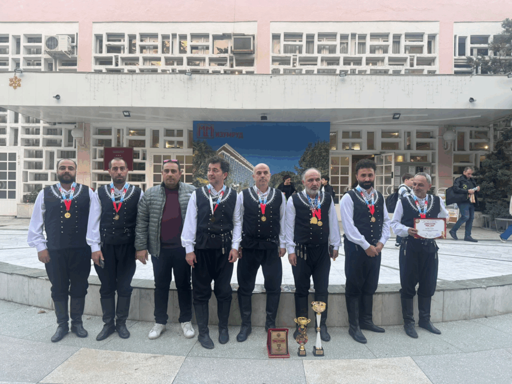 Yalova Yürüyen Köşk Halk Oyunları Derneği Soçi’de Türkiye’ye Birincilik Getirdi