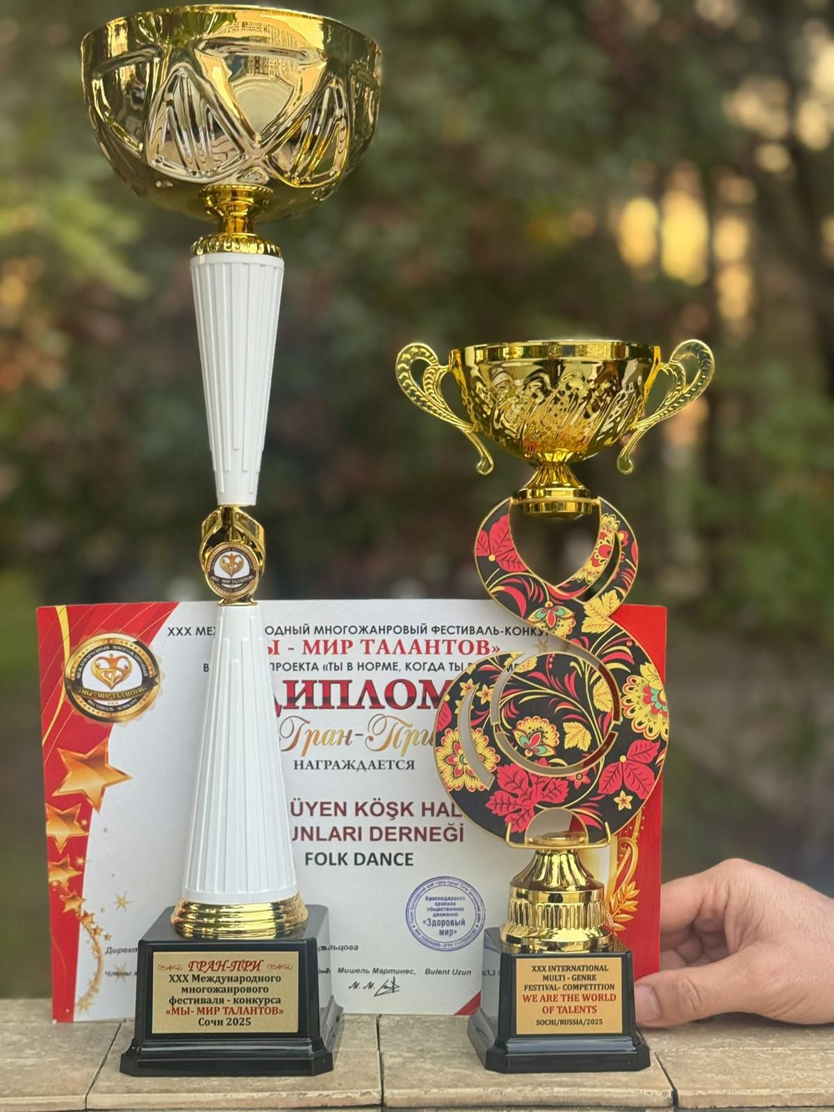 Yalova Yürüyen Köşk Halk Oyunları Derneği Soçi’de Türkiye’ye Birincilik Getirdi