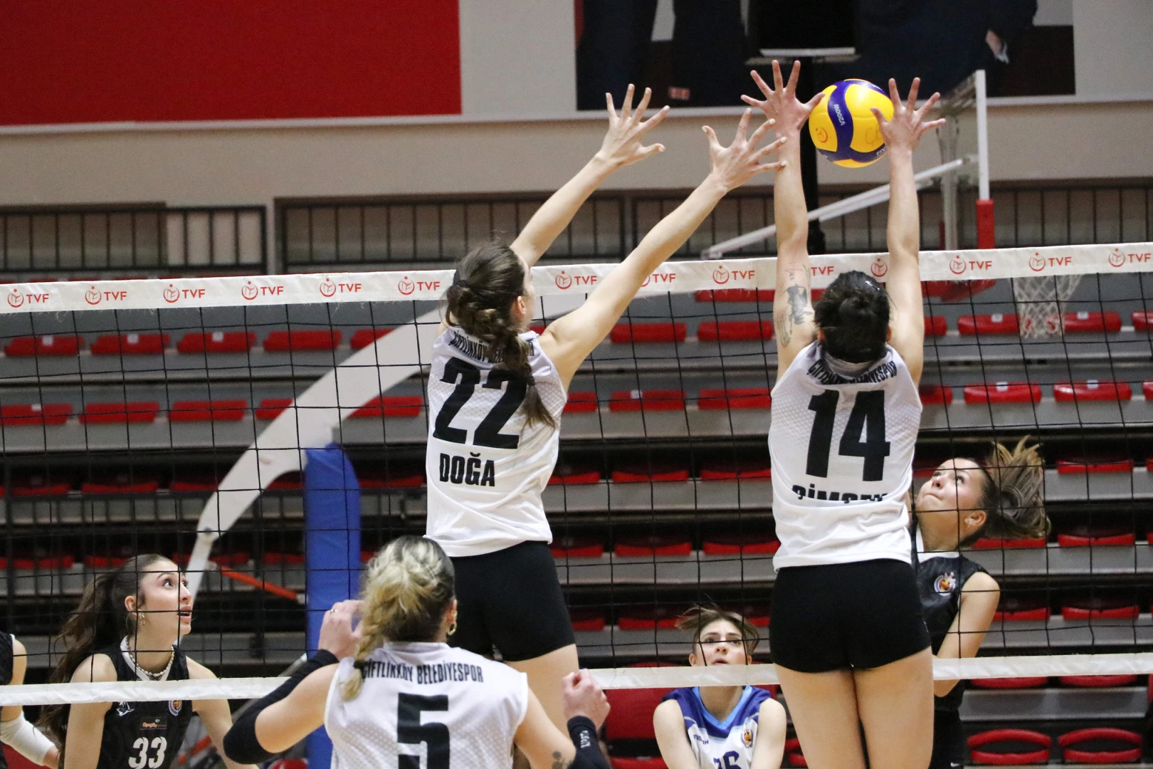 ÇİFTLİKKÖY’ÜN SULTANLARI AL-KA’YI 3-1’LE GEÇTİ