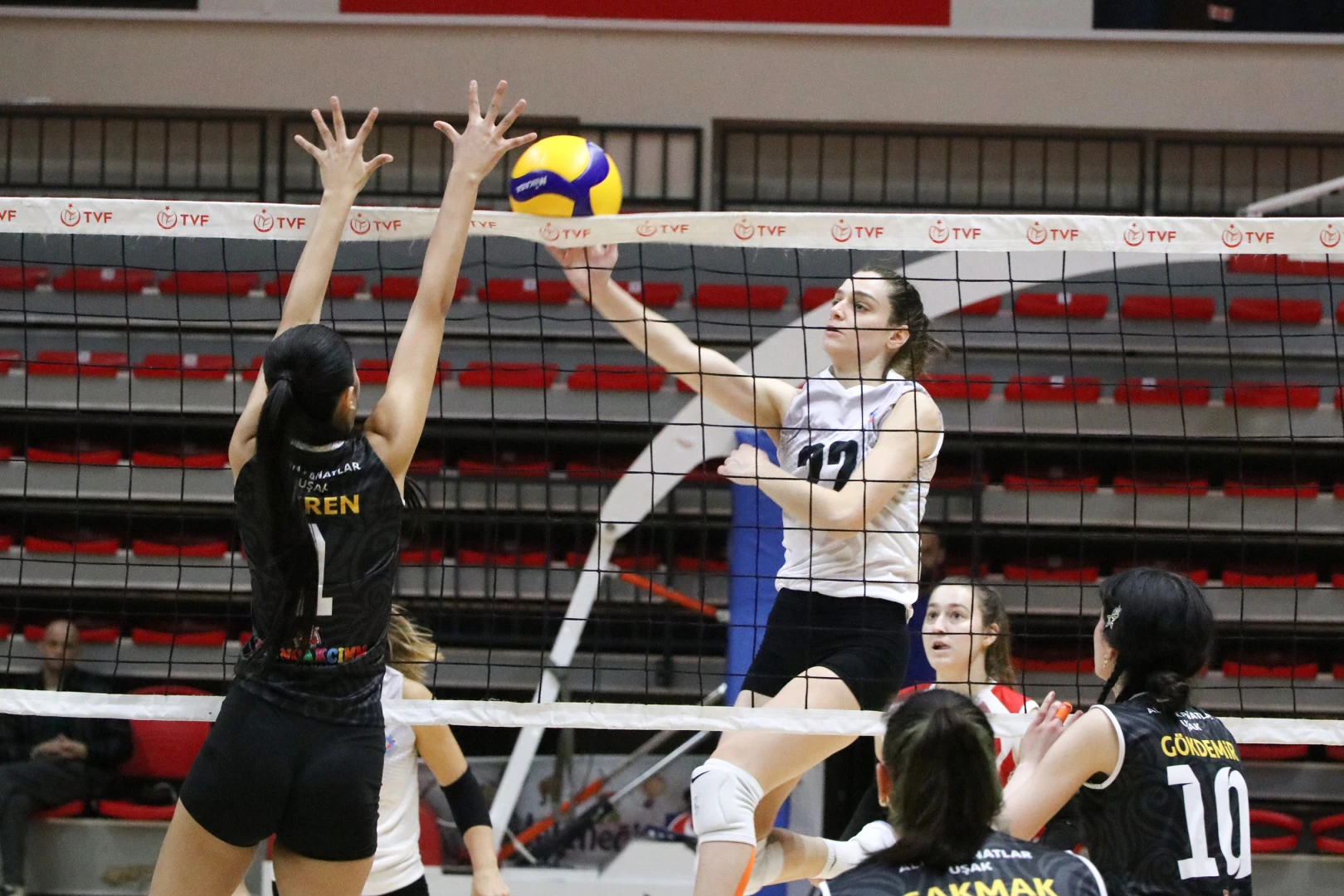 ÇİFTLİKKÖY’ÜN SULTANLARI AL-KA’YI 3-1’LE GEÇTİ