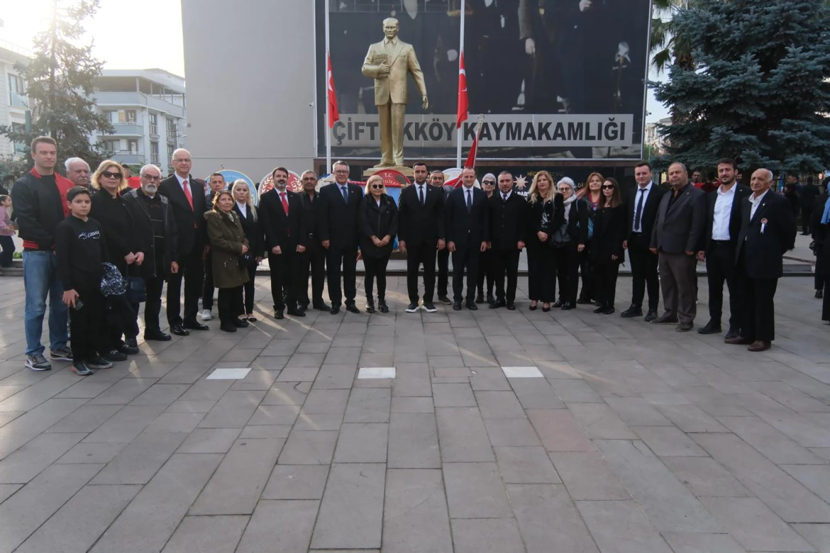 ULU ÖNDER ATATÜRK, ÇİFTLİKKÖY’DE ANILDI