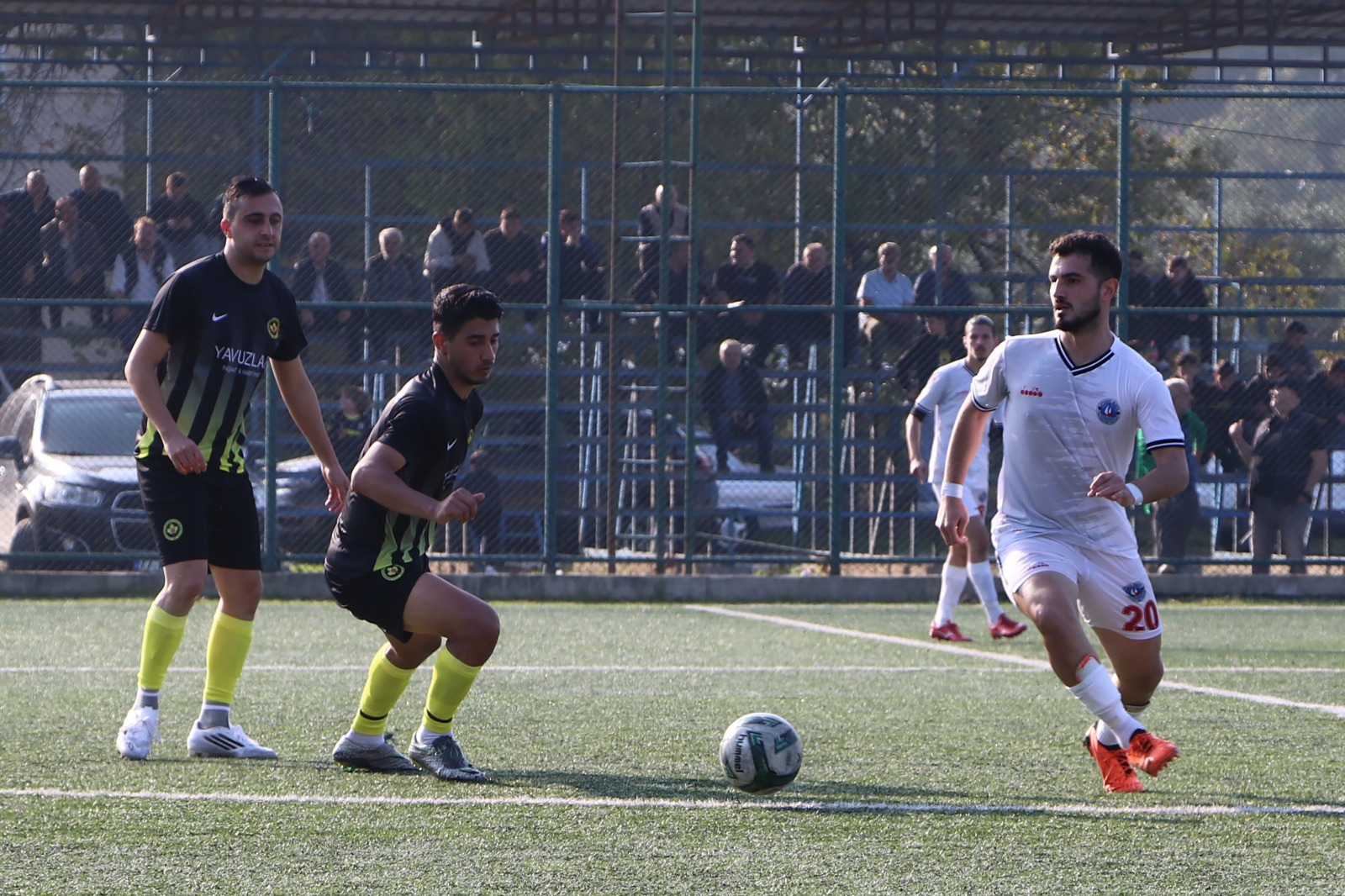 ÇİFTLİKKÖY BELEDİYESPOR’DAN ÇINARCIK’A GOL YAĞMURU (7-2)
