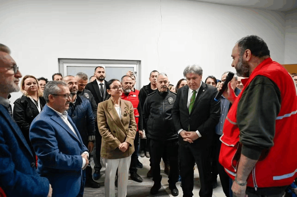 Üniversite Sosyal Butik, Yalova’da Hizmete Açıldı