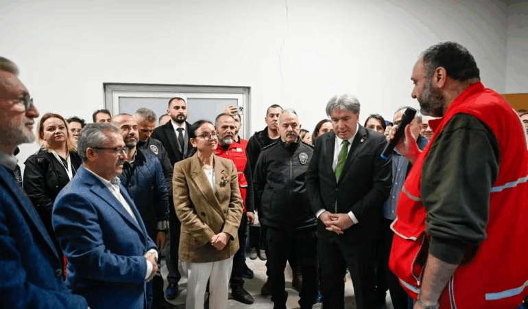 Üniversite Sosyal Butik, Yalova’da Hizmete Açıldı