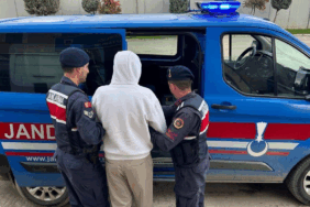 Yalova’da Minik Eller Yeşil Vatan İçin Fidan Dikti 4 thumbnail