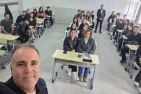 Yalova’da Minik Eller Yeşil Vatan İçin Fidan Dikti 3 thumbnail