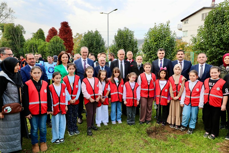 11 Kasım Milli Ağaçlandırma Günü’nde Ordu’da 210 Fidan Toprakla Buluştu