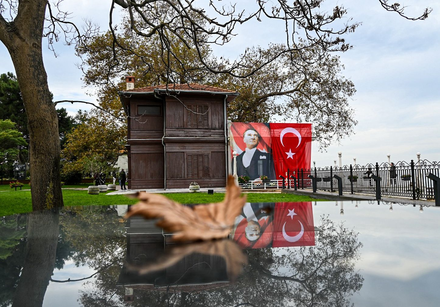 Atatürk’ün Doğa Sevgisinin Simgesi Yürüyen Köşk, 10 Kasım’da Ziyaretçi Akınına Uğradı
