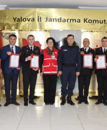 Yalova İl Jandarma Komutanlığı’ndan Cumhuriyetin 102. Yılına Anlamlı Katkı: “102’nci Yılda 102 Kan Bağışı” Kampanyası