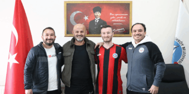 ÇİFTLİKKÖY BELEDİYESPOR KADRO GÜÇLENDİRME ÇALIŞMALARI HIZ KESMİYOR