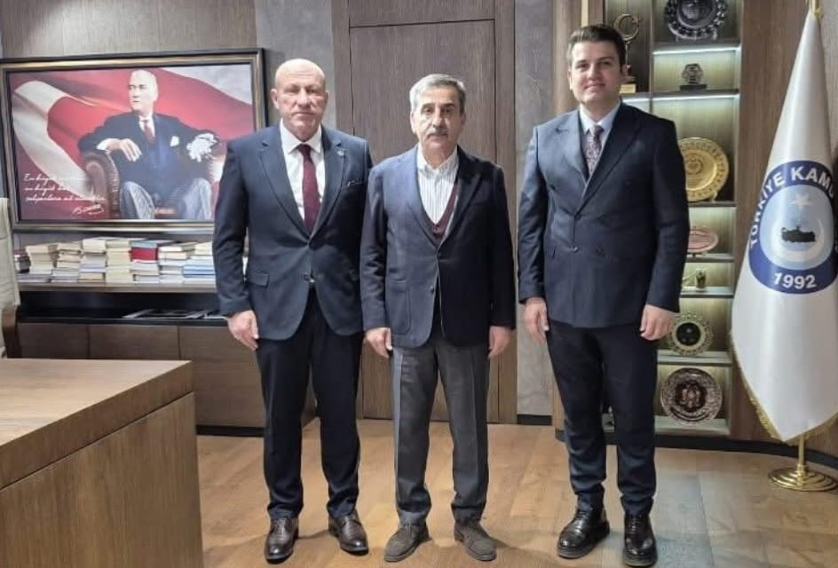 Türkiye Kamu-Sen Yalova Heyetinden Genel Başkan Önder Kahveci’ye Ziyaret