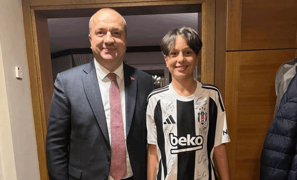 Çınarcık Belediye Başkanı Avni Kurt’tan Dünya Çocuk Hakları Günü Mesajı: “Çocukların Güvende ve Mutlu Olduğu Bir Dünya Diliyorum”