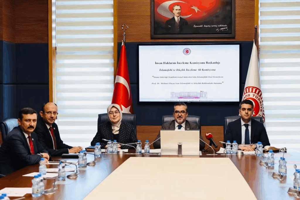 AK Parti Yalova Milletvekili Meliha Akyol, TBMM’de İslamofobi ve Irkçılıkla Mücadele Toplantısına Katıldı