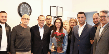 BAŞKAN YELE VE CHP HEYETİ, DİŞ HEKİMLERİNİN GÜNÜNÜ KUTLADI