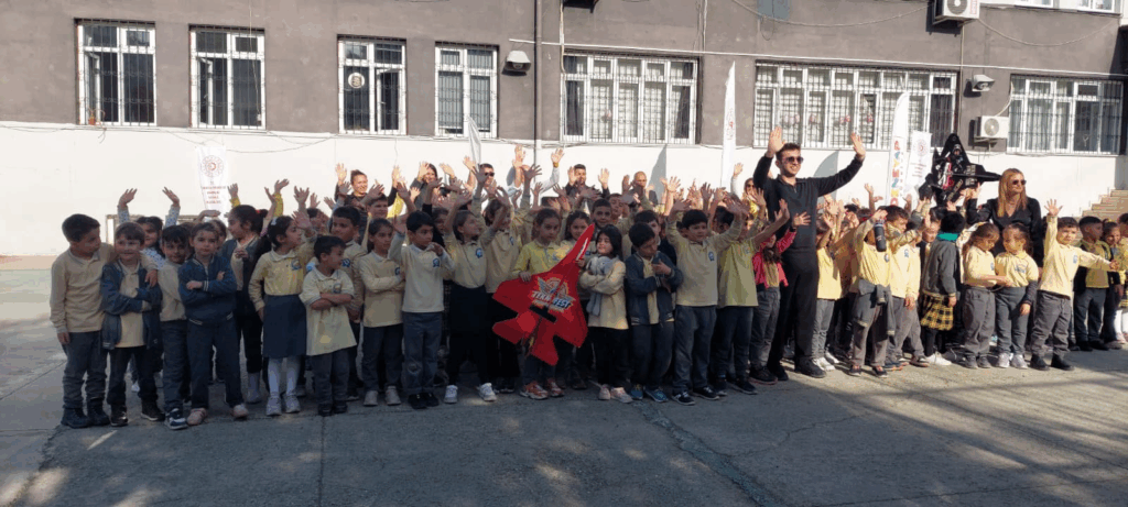 Yalova’da İlkokul Öğrencilerine Teknolojiyle Tanışma Fırsatı: Geniş Katılımlı Etkinlik Yoğun İlgi Gördü