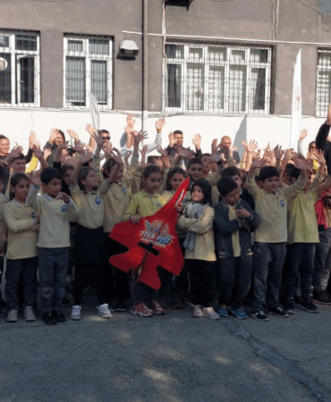 Yalova’da İlkokul Öğrencilerine Teknolojiyle Tanışma Fırsatı: Geniş Katılımlı Etkinlik Yoğun İlgi Gördü