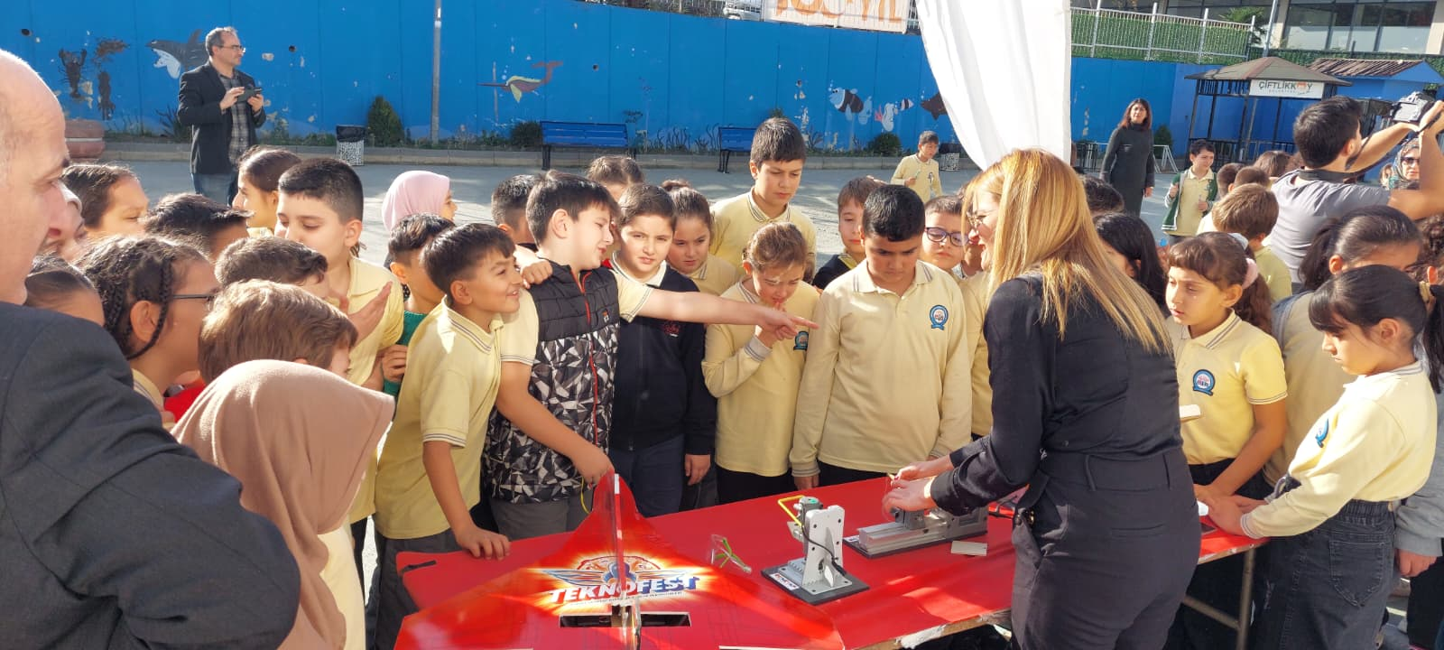 Yalova’da İlkokul Öğrencilerine Teknolojiyle Tanışma Fırsatı: Geniş Katılımlı Etkinlik Yoğun İlgi Gördü