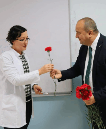 ÇINARCIK BELEDİYE BAŞKANI AVNİ KURT’TAN 24 KASIM ÖĞRETMENLER GÜNÜ MESAJI