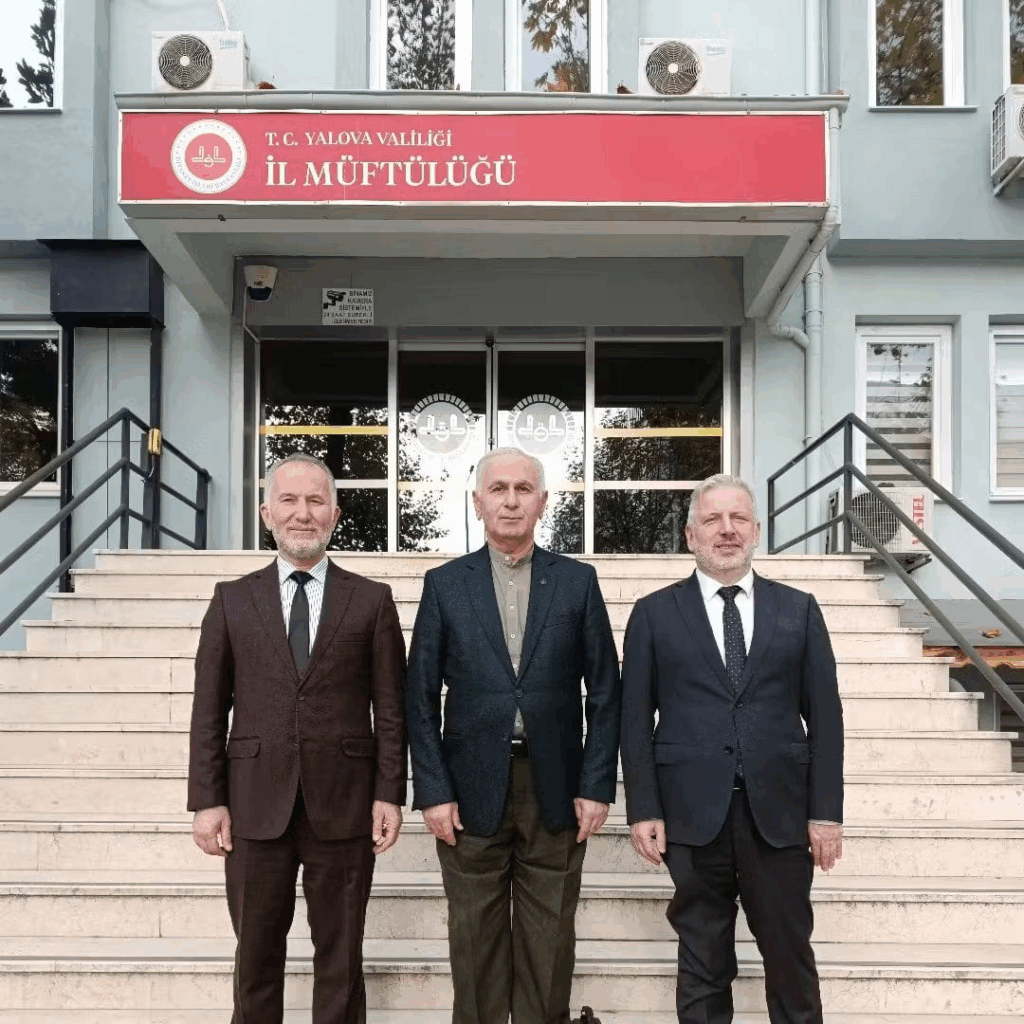 Yalova İl Müftülüğü’nde Nezaket Ziyareti: Eski İl Müftüsü Turgut Açari’den İlyas Yılmaztürk’e Ziyaret