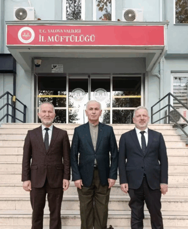 Yalova İl Müftülüğü’nde Nezaket Ziyareti: Eski İl Müftüsü Turgut Açari’den İlyas Yılmaztürk’e Ziyaret