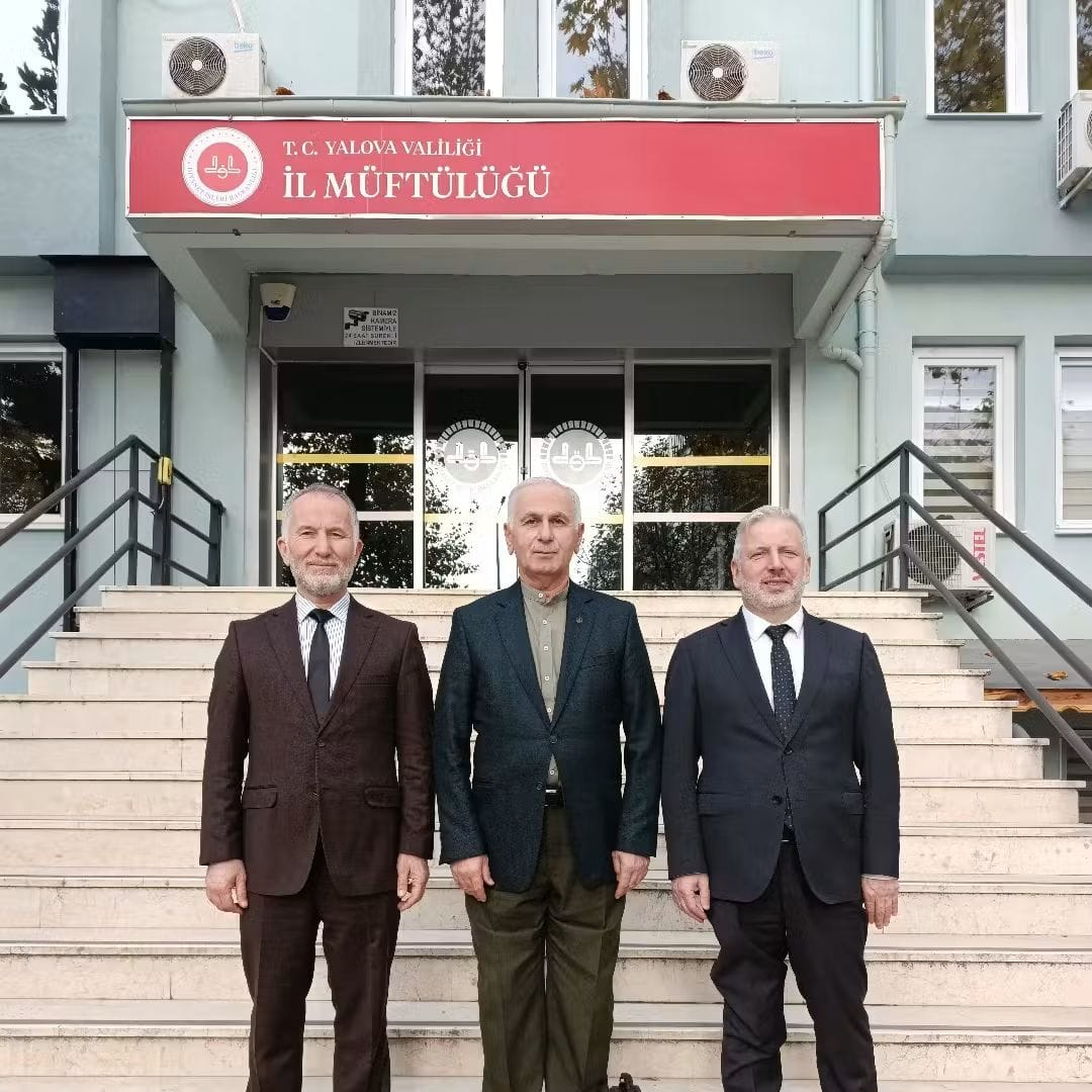 Yalova İl Müftülüğü’nde Nezaket Ziyareti: Eski İl Müftüsü Turgut Açari’den İlyas Yılmaztürk’e Ziyaret
