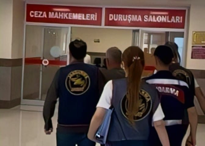 ATV’deki Programda Ortaya Çıkan Kayıp Vakası Çözüldü: Yalova’da Kaybolan E.E.’nin Cesedi Bursa’da Bulundu, Şüpheli Tutuklandı 6 ATV’deki Programda Ortaya Çıkan Kayıp Vakası Çözüldü: Yalova’da Kaybolan E.E.’nin Cesedi Bursa’da Bulundu, Şüpheli Tutuklandı