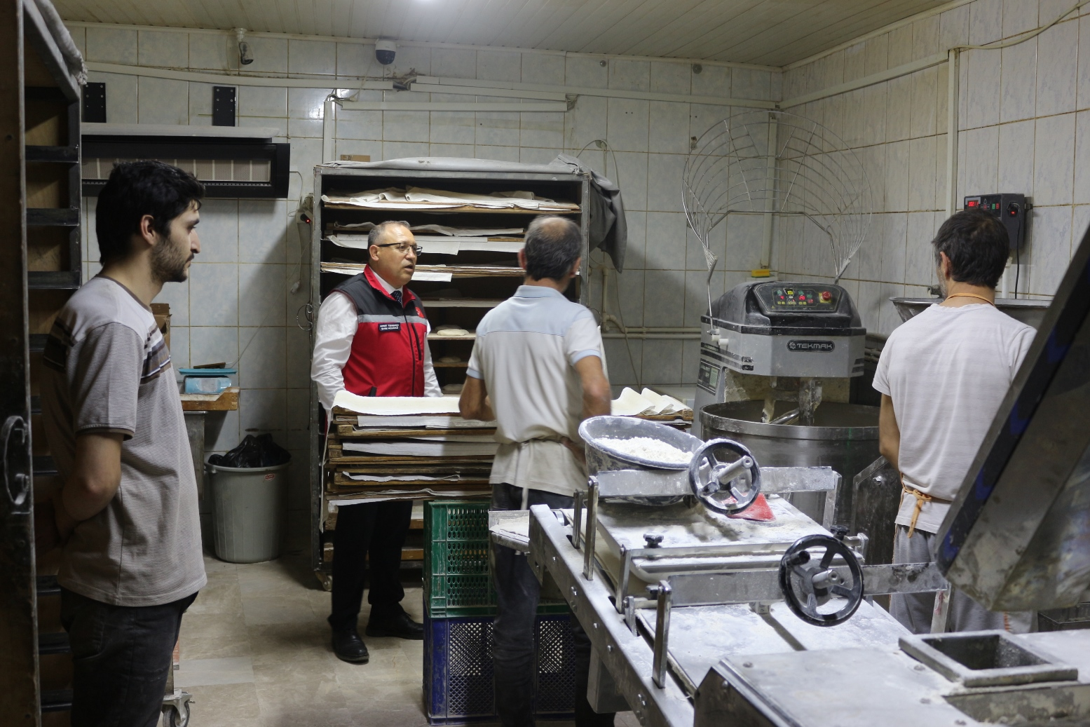 YALOVA’DA GIDA DENETİMLERİNE ARMUTLU ÇIKARMASI İl genelinde işletmeler mercek altında
