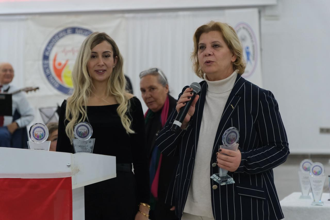 ÇİFTLİKKÖY’DE KANSER FARKINDALIĞI SEMİNERİ YAPILDI