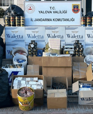 Yalova’da Jandarmadan Kaçak Tütün ve Makaron Operasyonu: 238 Kilo Nargile Tütünü ve 103 Bin Sahte Bandrol Ele Geçirildi