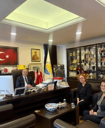 Çınarcık Belediyesi’nde Kanserle Mücadele İçin Önemli Ziyaret