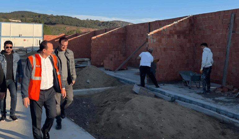 BAŞKAN YELE, YENİ HAYVAN BAKIMEVİ ÇALIŞMALARININ 2. ETABINI DENETLEDİ