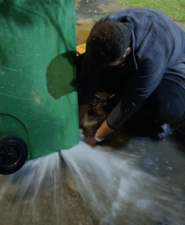 CEVDET AYDIN PARKI’NDAKİ SU ARIZASINA BELEDİYEDEN JET MÜDAHALE