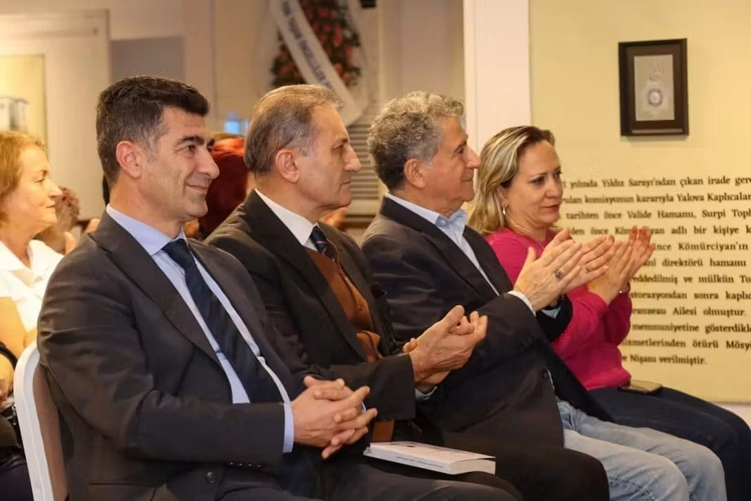 YALOVA’DA “ŞİİR AKŞAMI” BÜYÜLEDİ Başkan Yardımcısı Mesut Tutuğ Etkinliğe Katıldı