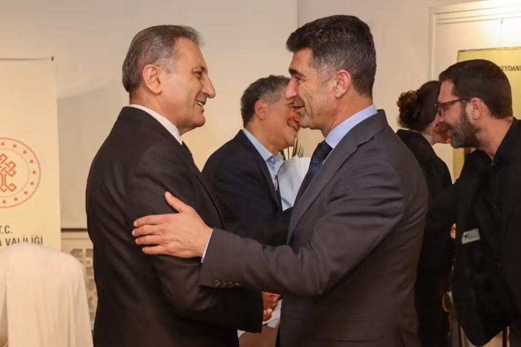 YALOVA’DA “ŞİİR AKŞAMI” BÜYÜLEDİ Başkan Yardımcısı Mesut Tutuğ Etkinliğe Katıldı