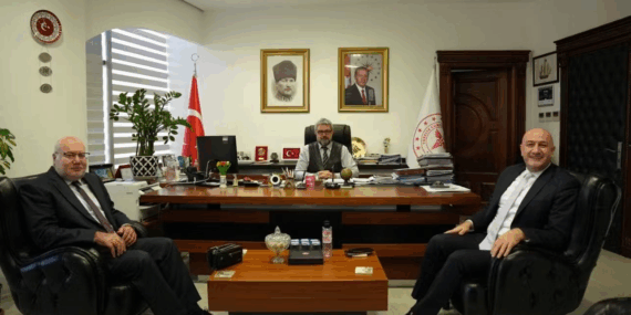 Marmaragaz Yöneticilerinden İl Sağlık Müdürü Kaşıkcı’ya Nezaket Ziyareti
