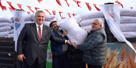 YALOVA BELEDİYESİ’NDEN ÜRETİCİYE 14 TON SERTİFİKALI BUĞDAY TOHUMU DESTEĞİ
