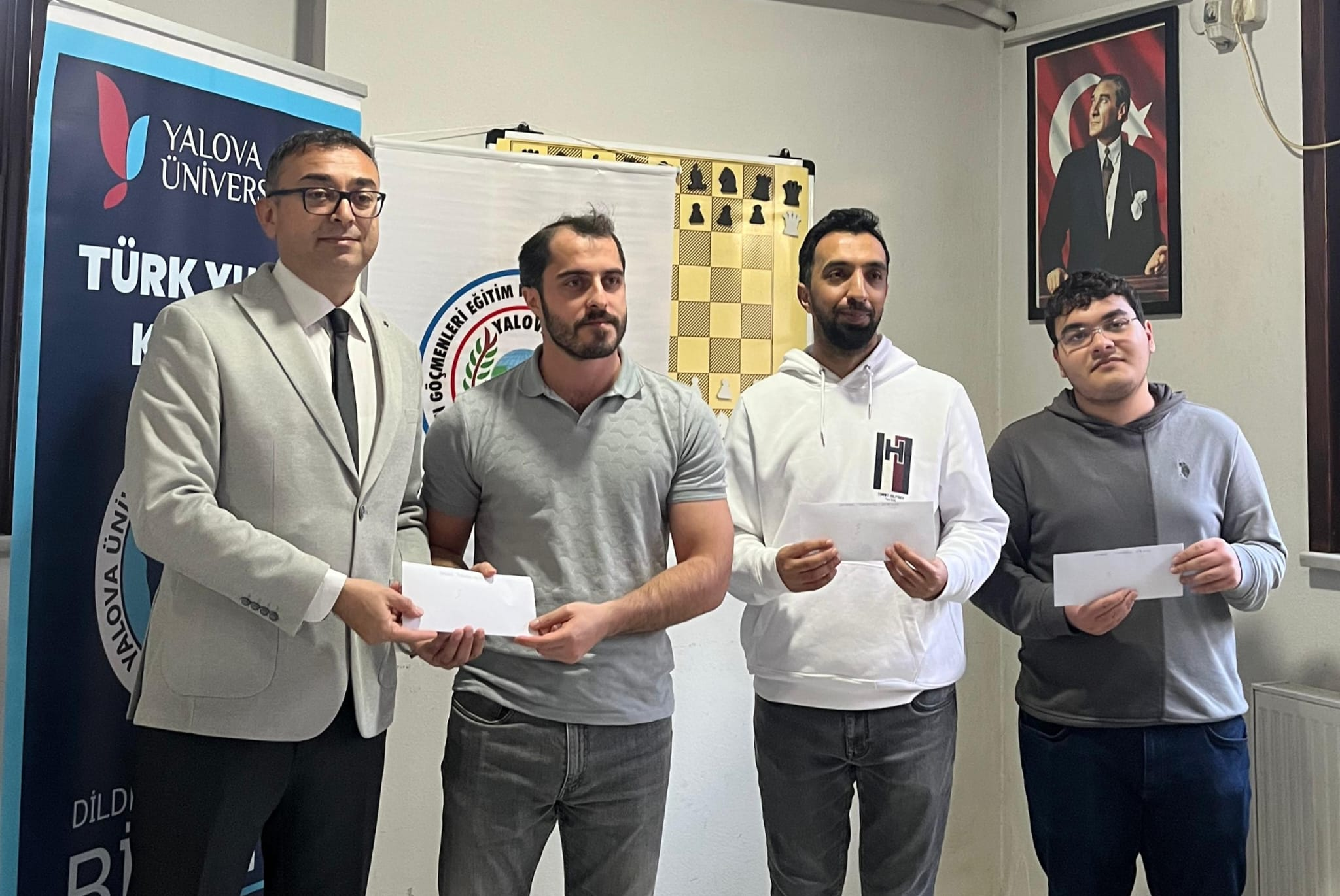 Cumhuriyet’in 102. Yılına Özel Satranç Turnuvası Yalova’da Coşkuyla Tamamlandı