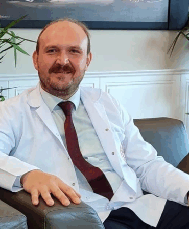 Bursa Şehir Hastanesi’ne Yeni Başhekim: Doç. Dr. Salih Metin’e Tebrik Mesajı