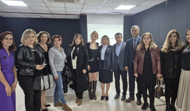 Psikolog Beyza Gökoğlu’ndan Kadın ve Çocuk Hakları Semineri: “Görünmeyen Yüklerimizi Fark Edelim” 1 Psikolog Beyza Gökoğlu’ndan Kadın ve Çocuk Hakları Semineri: “Görünmeyen Yüklerimizi Fark Edelim”