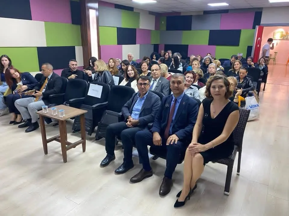 Psikolog Beyza Gökoğlu’ndan Kadın ve Çocuk Hakları Semineri: “Görünmeyen Yüklerimizi Fark Edelim”