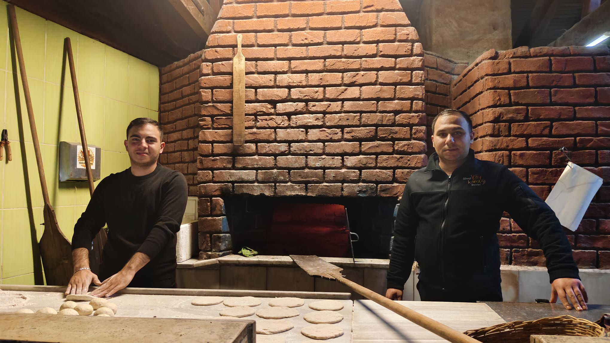 Gaziantep’ten Gönen’e Uzanan Başarı Hikâyesi: Güneşli Köyü’ndeki Otantik Lezzet Durağı Köy Konağı Restaurant